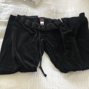 Black Juicy Sweats